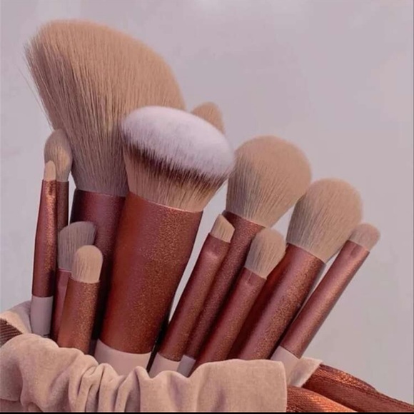 3/ $36 Khaki 13pcs Soft Makeup Brushes Set Eyeliner Eye Shadow Brush - Picture 3 of 3